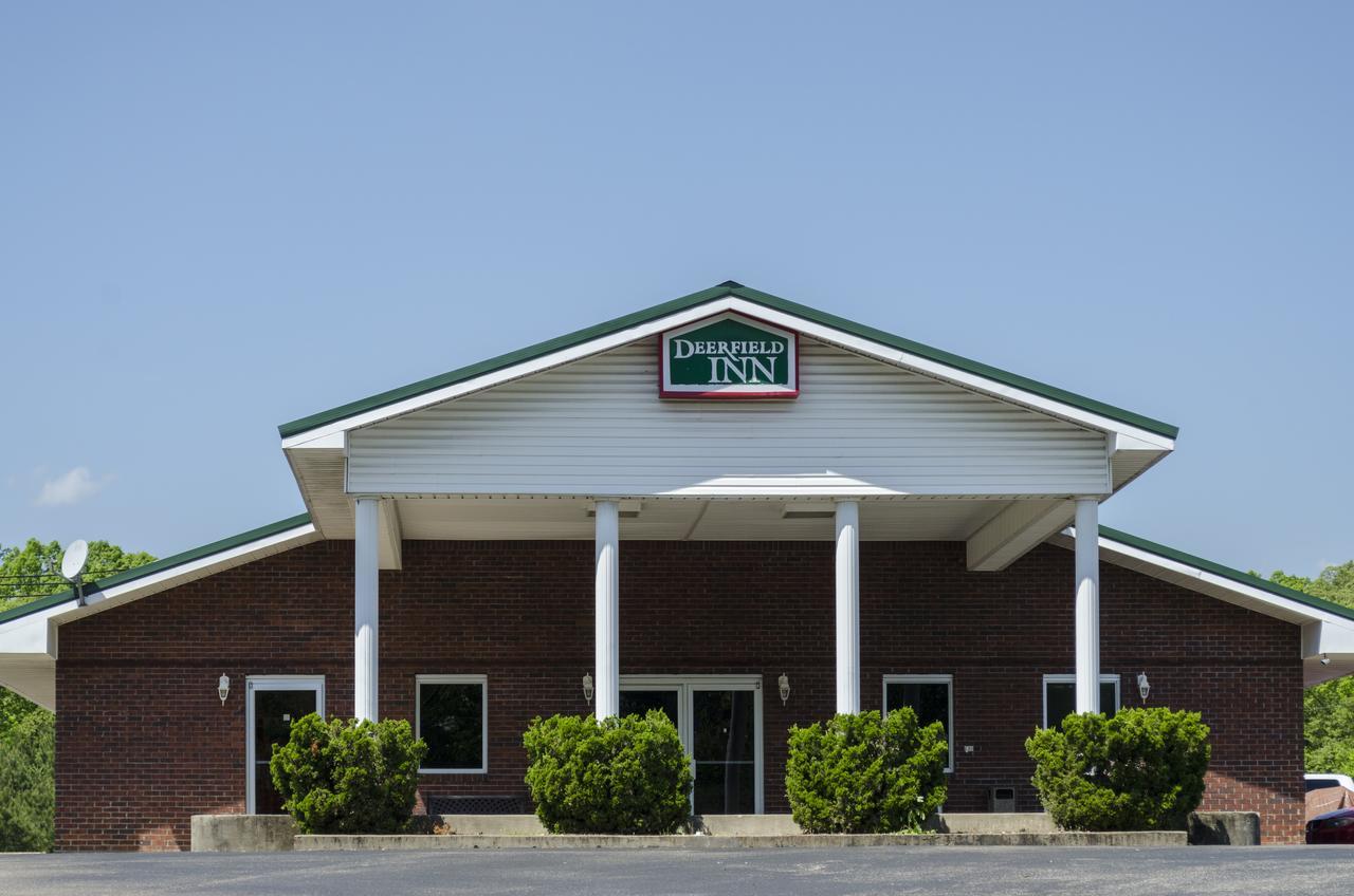 Deerfield Inn Parsons Bagian luar foto