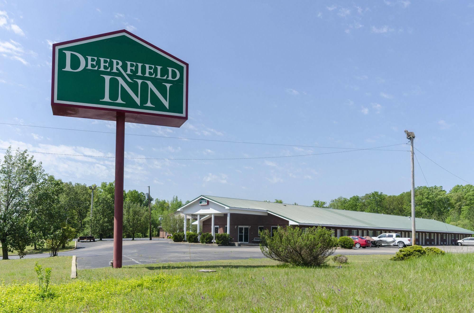 Deerfield Inn Parsons Bagian luar foto